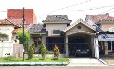 row jalan 8 meter jual rumah delta raya waru sidoarjo