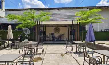 Ruang Usaha Resto Aktif dekat Summarecon Bekasi