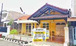 Rumah 1,5 Lantai Cantik dan Minimalis di Jemursari