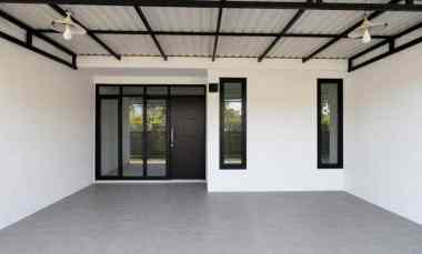 rumah 1 lantai masih bagus surabaya barat