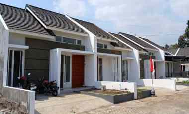 rumah 1 lantai modern minimalis di asrikaton