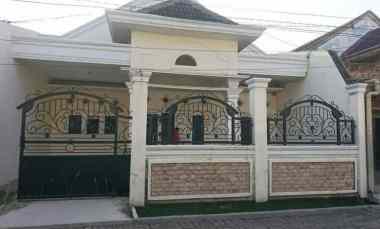 Rumah 1 Lantai Mojo dekat Dharma Husada, Tengah Kota