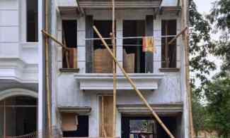 Rumah 2,5 Lantai Rooftop dalam Cluster Jagakarsa