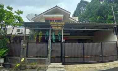 rumah 2 lantai area ragunan