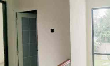 Rumah 2 Lantai Cikaret Cibinong