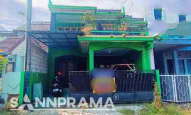 Rumah 2 Lantai dalam Komplek Maharaja Depok Ph