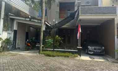 Rumah Dijual di Jalan palagan km 8