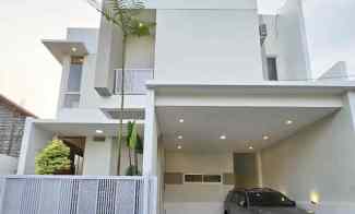 Rumah 2 Lantai dengan Rooftop dekat Jogja Bay