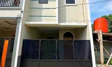 Rumah Dijual di Ciracas