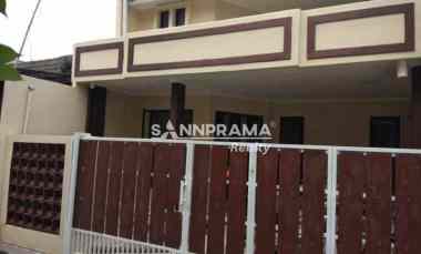 rumah 2 lantai di perumnas depok timur baktijaya depok