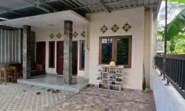 Rumah 2 Lantai Harga Murah di Purwomartani
