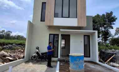 Rumah Dijual di cemorokandang