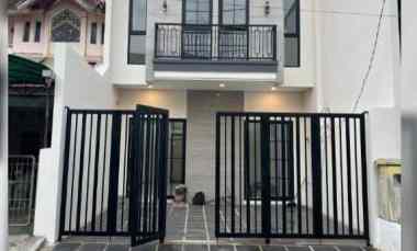 Rumah 2 Lantai New Gress Pantai Mentari, Siap Huni