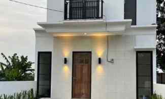 rumah 2 lantai ready stock