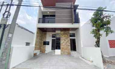 Rumah 2 Lantai Siap Huni dekat ke Kampus Ugm Jogja