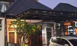 rumah 2 lantai terawat dan strategis shm