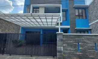 rumah 2 lantai unfurnished shm di lelang harga menarik