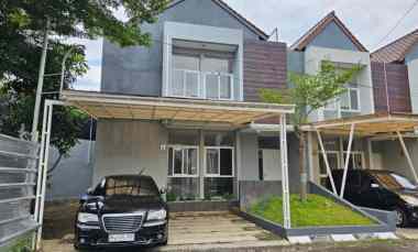 rumah 3 lantai di cisaranten arcamanik kota bandung