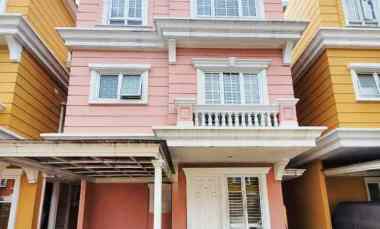 Rumah Dijual di Cluster Omaha Village by Paramount Gading Serpong