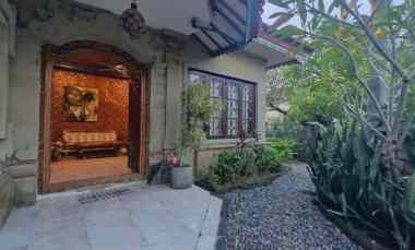 Rumah Luas 350 m2 di Taman Griya Jimbaran Bali