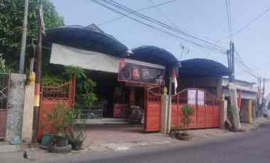 rumah ada tokonya dijual