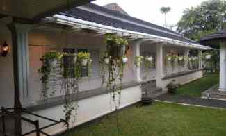 Rumah Asri dan Adem di Utan Kayu Selatan, Jakarta Timur