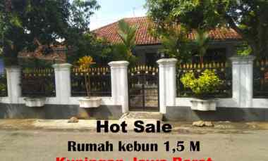 rumah asri dan tanah luas full furnish kuningan jabar