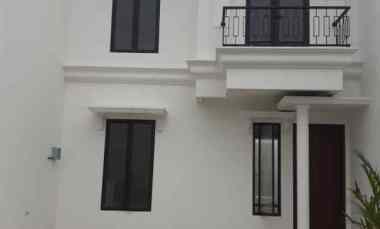 rumah baru 2 lantai idrus home bekasi dijual