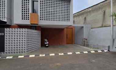 rumah baru dalam cluster di pondok kelapa billymoon
