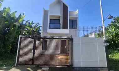 rumah baru dalam komplek kodau jatiasih bekasi