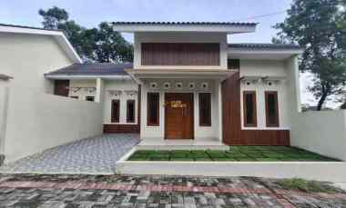 Rumah Baru, dekat Candi Sambisari, Kalasan, Sleman