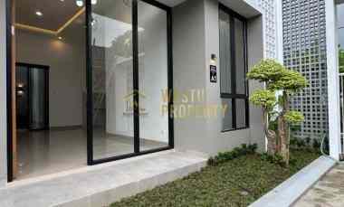 Rumah Baru, Desain Modern, 9 menit ke Sleman City Hall