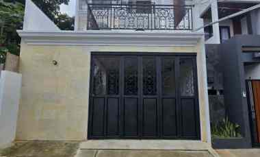 Rumah Baru Dgn Private Pool di Jagakarsa