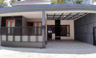 rumah baru full furnished dekat kampus uii yogyakarta