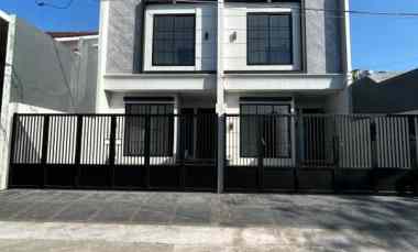 Rumah Dijual di Klampis Semolo Barat