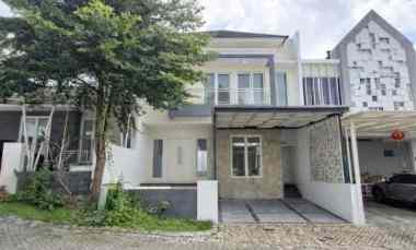 Rumah Baru Royal Residence Cluster St James