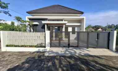 Rumah Baru Siap Huni dekat Pasar Jangkang di Ngemplak