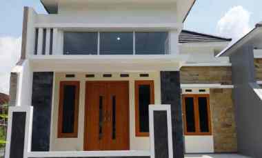 Rumah Baru Siap Huni dekat Pasar Sleman
