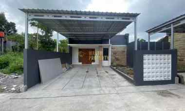 Rumah Baru Strategis dekat Uii dan Wisata Blue Lagoon