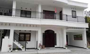 Rumah Belakang Hotel Hyatt Yogyakarta