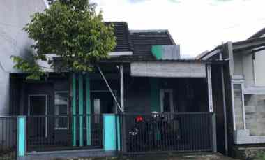 rumah besar akses mobil di tasikmadu malang