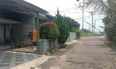 rumah bukit mampang depok