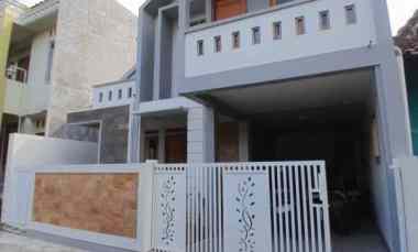 Rumah Cakep Mangku Aspal dekat Pasar Gentan