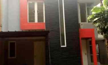 rumah cantik di puri town house bintaro sektor 9