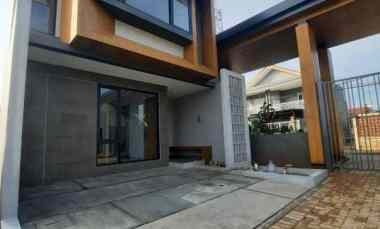 Rumah Cantik Mewah Minimalis Free Biaya di Ciputat