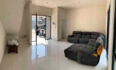 Rumah Central Park Juanda