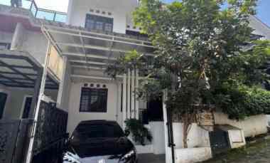 Rumah Cihanjuang dekat Pemkot Cimahi Bonus View Keren
