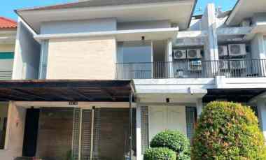 Rumah Citraland Utama Modern Minimalis Carport 2 Mobil