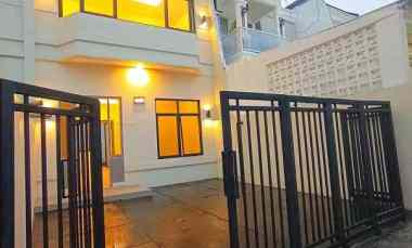 Rumah Classic Style di Cilodong Depok dekat GDC