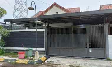 Rumah Dijual di Batununggal Indah
